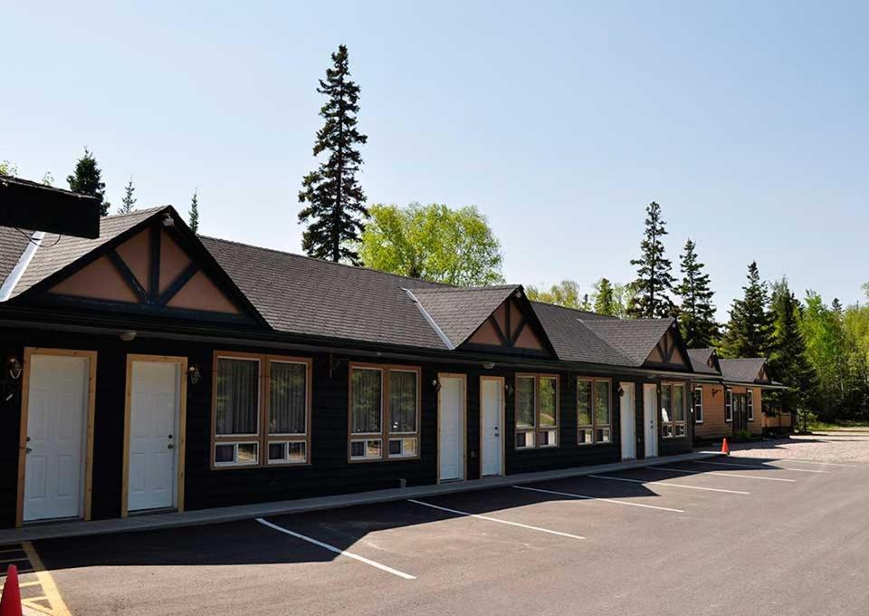 Best Northern Motel And Restaurant Wawa Buitenkant foto